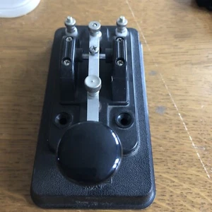 HI-MOUND HK-705 Vertical Telegraph Key Radio Equipment C485 - Picture 1 of 4