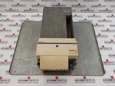 Rexroth HCS03.1E-W0100-A-05-NPBV Indradrive C Drive Base 50/60Hz AC 400-500V - Immagine 1 di 4