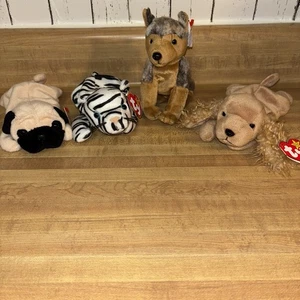 Vintage TY Beanie Baby lotto di 4 cani e gatti carlini spunky sarge Blizzard usato in ottime condizioni - Foto 1 di 15