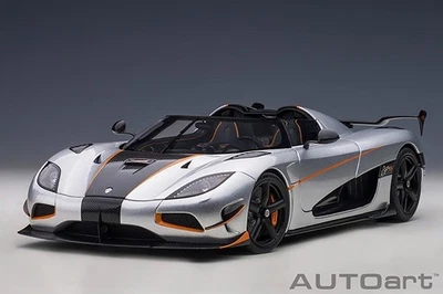 AUTOart Koenigsegg Agera RS Moon Silver Carbon - 1:18 79024 Foto 1 de 4