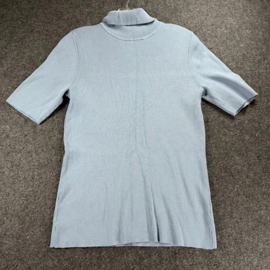 Top para mujer Coldwater Creek acanalado cuello alto manga corta mediana tejido azul Foto 1 de 4