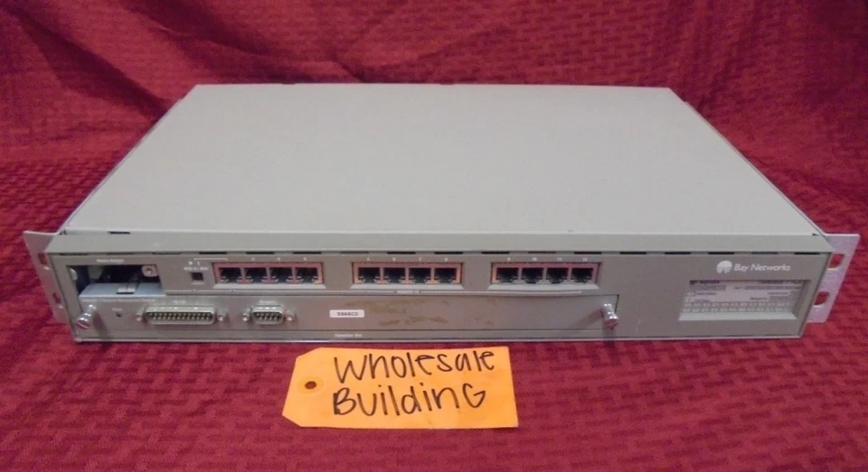 BAY NETWORKS BAYSTACK 100BASE-T HUB  NETWORK MANAGEMENT MODULE 100-240 VAC IN - Image 1 of 4