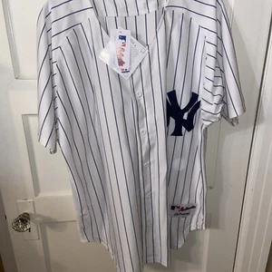Derek Jeter jersey. NWT Majestic - Picture 1 of 10