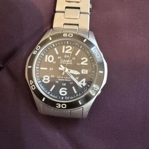 Casio Overland Ovw-110 Wave Ceptor - Picture 1 of 6