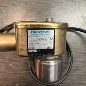 HONEYWELL / SKINNER 701N74 3/32 Orifice Valve - Picture 1 of 4