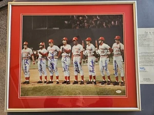 BIG RED MACHINE Firmado Autografiado 16x20 - 25x 21 Marco Mate - JSA LOA - Imagen 1 de 12