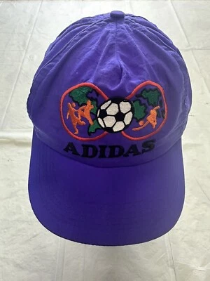 Gorra de nailon de fútbol Adidas de colección SnapBack trébol púrpura rara Foto 1 de 4