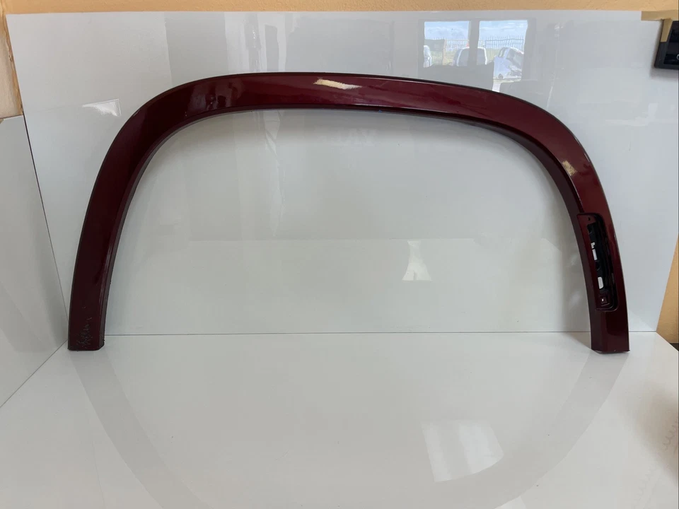 2022 2023 Jeep Grand Wagoneer Front Right Fender Flare Wheel Molding 68565165AC - Image 1 of 4