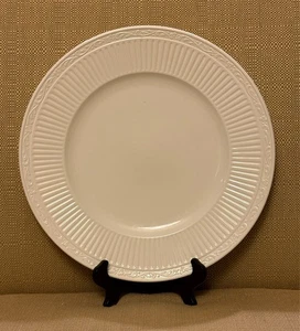 Mikasa Italian Countryside Creme Runde Servierplatte Hackplatte Geprägte Rolle - Bild 1 von 15