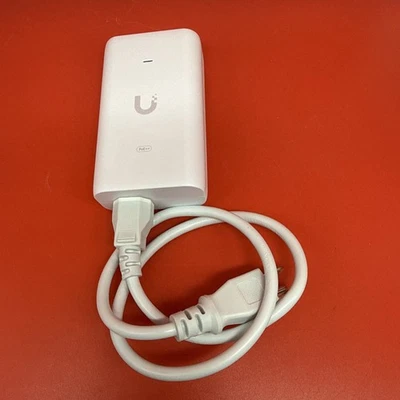 Adaptador Ubiquiti U-PoE++ 60 W Protección contra sobrecorriente de pulso pico de sobretensión Foto 1 de 4