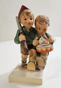 Hummel "VOLUNTEERS" - 50/2 WESTERN GERMANY Excellent Condition - Picture 1 of 10