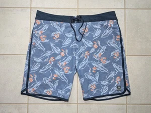 Travis Mathew Herren 38 Badehose Shorts blau Blumen Tropical Board Preppy - Bild 1 von 6