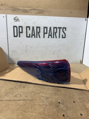 GENUINE NEW 16-18 KIA SPORTAGE MK4 N/S PASSENGER NEAR SIDE REAR LIGHT 92401F1000 - Image 1 of 4