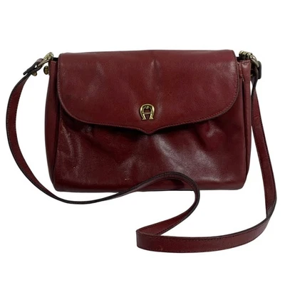 ETIENNE AIGNER Hand Made Oxblood Leather Pleated Shoulder Bag Vintage - Image 1 of 4