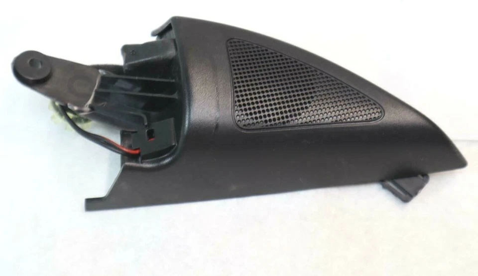 2007-2016 VW EOS - Front Right DOOR Tweeter Speaker W/ Grille - Image 1 of 4