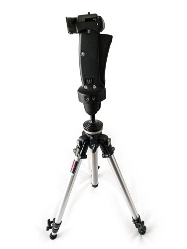 Bogen Manfrotto 3001 Tripod with 2 Camera Mounts - Image 1 of 4