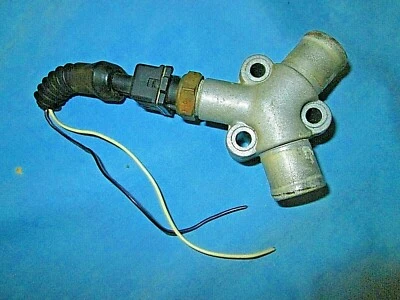 TUBO SENSOR REFRIGERANTE CULATA DUCATI Y SENSOR Y CABLEADO 748-996 ST4 ST4S    Foto 1 de 3