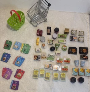 Sammlerstücke der Marke M&S Little Shop Mini mit Einkaufstrolley & Korb & Karten - Bild 1 von 22