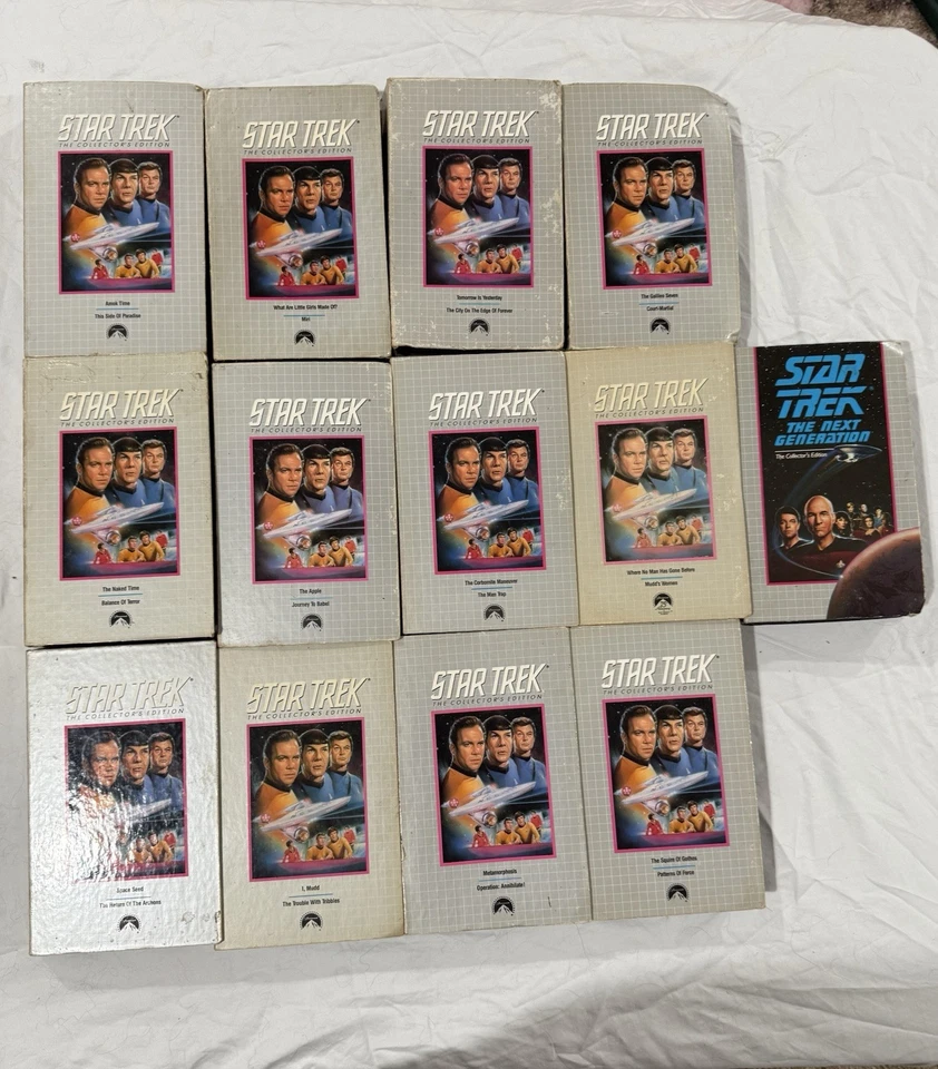 Star Trek Voyager Collectors Edition VHS Set of 12 - Image 1 of 4