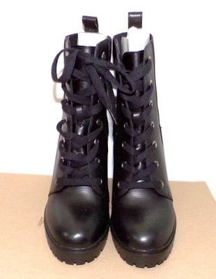 BOTAS STEVE MADDEN WALD COURO PRETO COM CADARÇO Tamanho 8 - Imagem 1 de 4