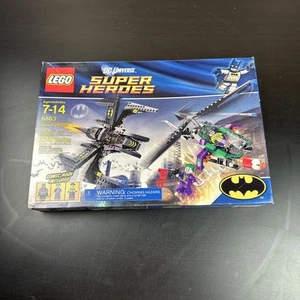 LEGO DC Comics Super Heroes: Batwing Battle over Gotham City (6863) - Picture 1 of 6