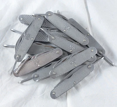 YOU PICK: Vintage Camillus U.S.A. Military Pocket Knife Various Years 1966-1995 - Image 1 of 4