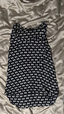 Camiseta sin mangas de seda Theory para mujer talla P estampado blanco y negro Foto 1 de 3