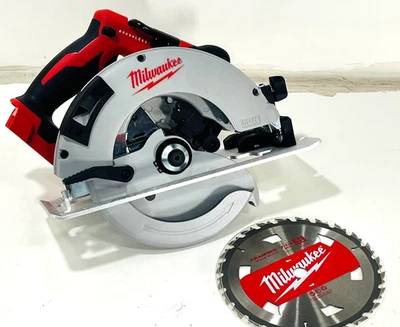 Milwaukee 2631-20 M18 Brushless 7-1/4"Circular Saw ***Tool Only**** - Image 1 of 3