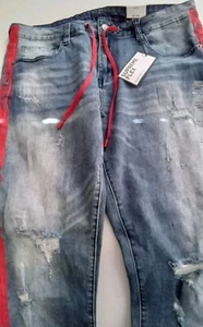 Distressed Denim Jeans mit roten Seitenstreifen Detail Ripped Casual Streetwear - Bild 1 von 7