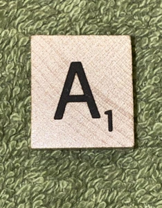 Hasbro 2001 Scrabble Replacement Parts Piece - Wooden “A” Tile - Bild 1 von 3