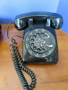 Vintage Rotary Phones Black - Picture 1 of 7