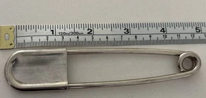 Vintage Risdon Schlüsselanhänger große Sicherheitsnadel Wäschedecke 5 Zoll - Bild 1 von 5