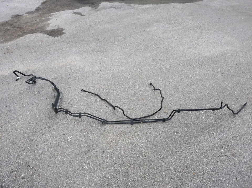 Audi S5 2018 3.0T Premium Plus OEM conjunto de línea de combustible - número de pieza 8WS0201192D Foto 1 de 4