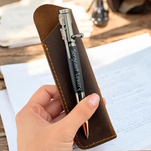 Personalisierter Kugelschreiber Gravur Bolt Action Stift Geschenk für Männer Weihnachten Strumpf - Bild 1 von 7