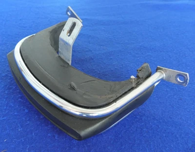 Inserto de parachoques de riel de guardabarros trasero genuino Harley Davidson Touring 1987-2008 Foto 1 de 4