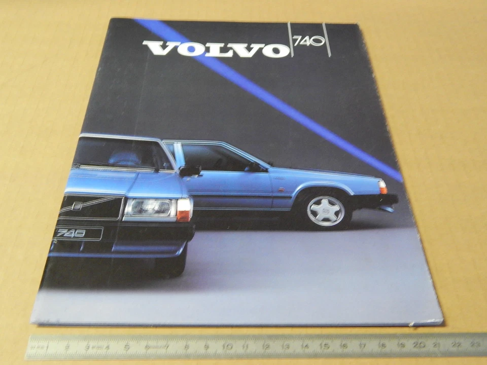 DEPLIANT ORIGINALE VOLVO SERIE 740 LINGUA SPAGNOLO - Immagine 1 di 4