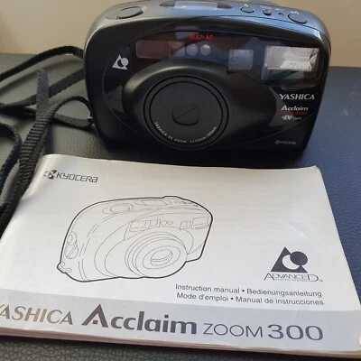 Kyocera Yashica Acclaim Zoom 300 Compact Point and zoom camera - APS film - Image 1 of 4