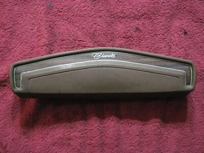 Almohadilla de bocina Chevrolet Chevelle Nova Monte Carlo 73-77 marrón madera grano Foto 1 de 4