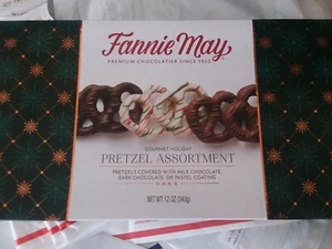 * NEW * FANNIE MAY Gourmet Pretzel Assortment FREE SHIPPING - Picture 1 of 8