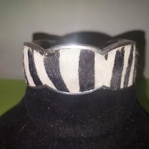 Patricia Nash Silver-Tone Textured Fabric Inset Cuff Bracele--t Black And White - Picture 1 of 2