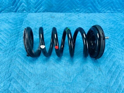Muelle helicoidal delantero derecho o derecho Infiniti QX56 QX80 con montaje de puntal 2011-2020 OEM Foto 1 de 4