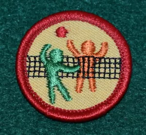 INSIGNIA GIRL SCOUT WORLDS TO EXPLORE - ROJO - DEPORTES DE GRUPO - ENVÍO GRATUITO - Imagen 1 de 2