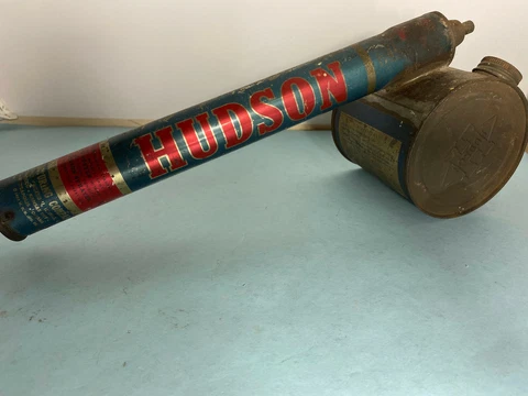 tin,METAL, PUMP, STYLE, BUG SPRAYER,Hudson, vintage , wood handle Cover