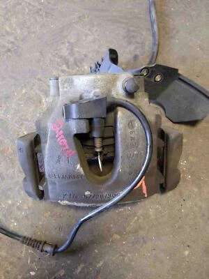 2004 - 2008 Chrysler Crossfire pinça frontal com suporte driver LH 05139587AA - Imagem 1 de 2