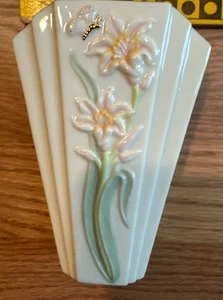 Lenox Tiger Lilie Vase, Blumen & Schmetterling Design mit 24k Goldrand 2005 - Bild 1 von 15