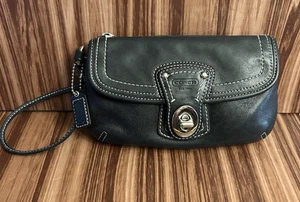 Vintage COACH Black Leather Wristlet~ Turn Lock Legacy With Hang Tag. - Picture 1 of 9
