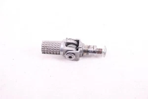 2003 03 04 KAWASAKI ZX6R ZX6RR ZX636 636 OEM RIGHT SIDE PEG MOUNT BRACKET K274 - Picture 1 of 7