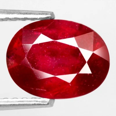 2.88Ct. Natural Gemstone Ruby Top Red Oval Madagascar Beautiful Sparkles Color! - Image 1 of 4