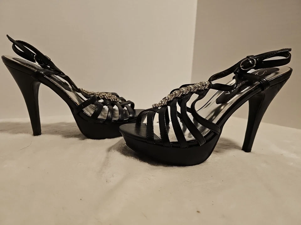 Туфли на каблуках Lasonia с драгоценными камнями размер 9 - Изображение 1 из 1