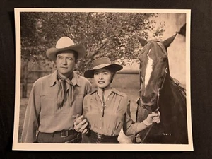 1951 RATON PASS Dennis Morgan Patricia Neal Western 8x10 Filmstill - Bild 1 von 1